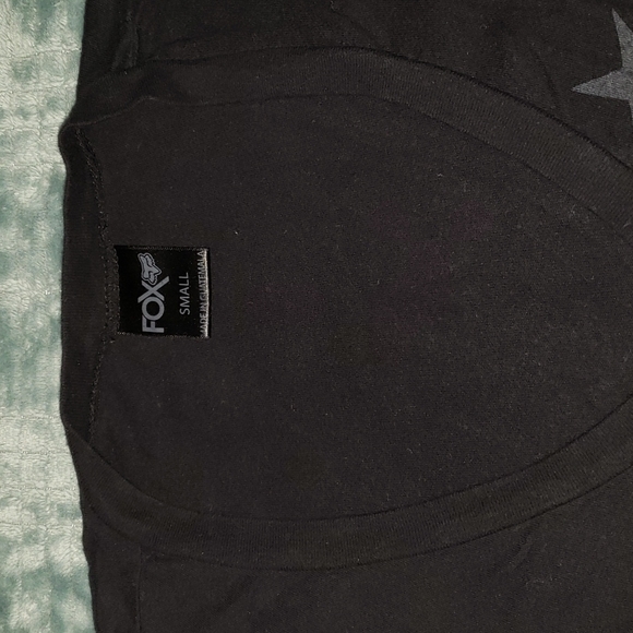 Fox Riders v-neck tee - Picture 3 of 5